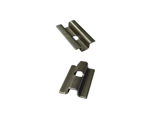 100 clips et vis en inox pour terrasse - H. 4,9 cm; long. 12,3 cm - Brico Dépôt